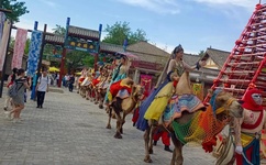 长大不容易作文